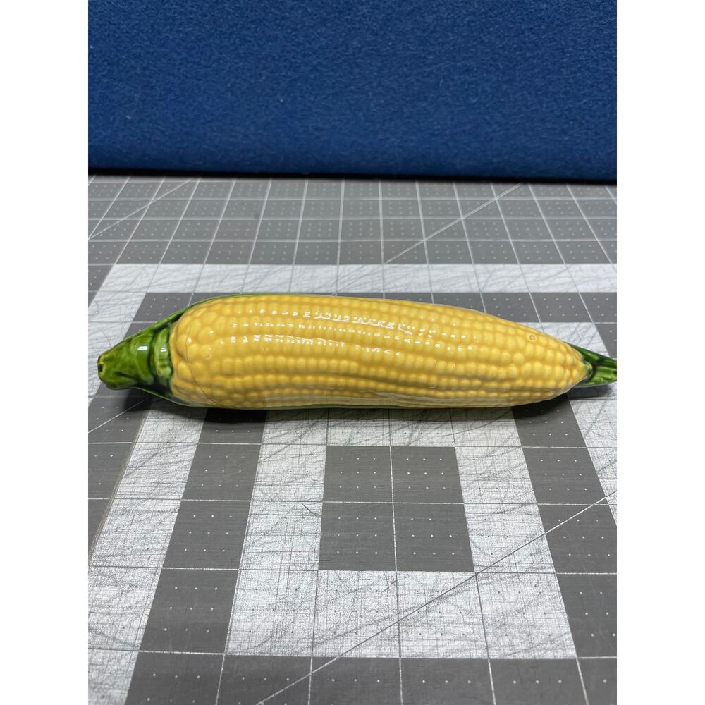 Realistic‎ Ceramic Corn Ear Home Decor Prop Fake Staging Flaw READ